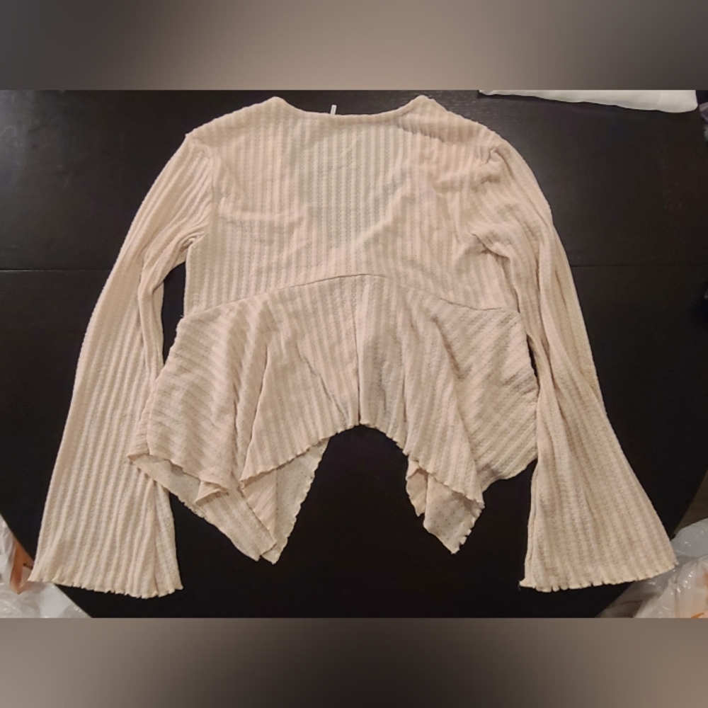 #43 Urban Outfitters Out From Under Flyaway Tie Front Top, Cream, Large - Picture 4 of 10